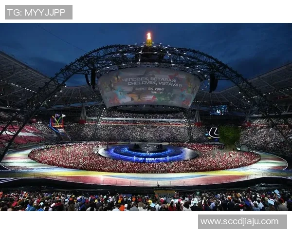 成都足球队的蜕变之旅：从地方球队到世界杯舞台的崛起与挑战